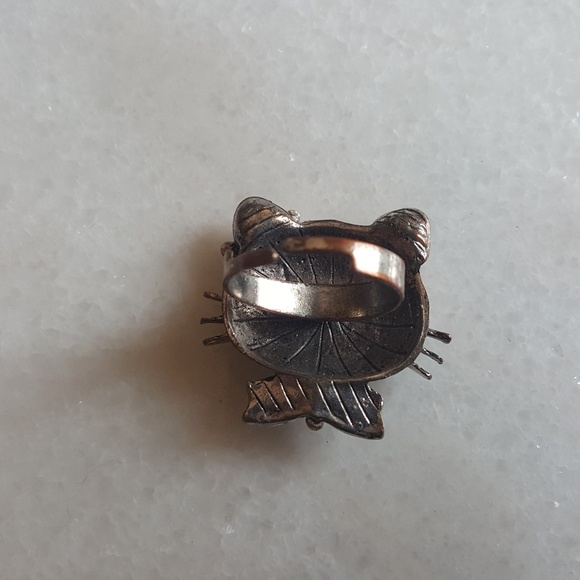 Silver Hello Kitty Ring - Picture 5 of 6